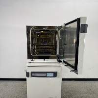 Thermo Scientific Heracell Vios 160i Doublestack CO2 Incubator image 3